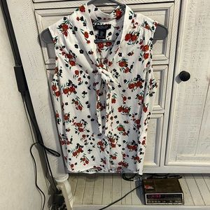 Rachel Zoe floral top only worn once